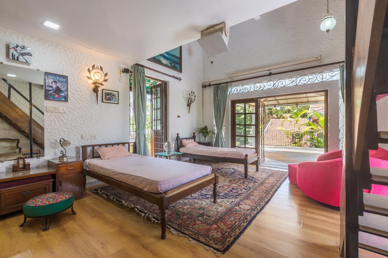 לונבלה Bella Vista By Stayvista - A Haven With Lush Green Surroundings, Zen Garden, Quirky Decor & A Inviting Swimming Pool מראה חיצוני תמונה