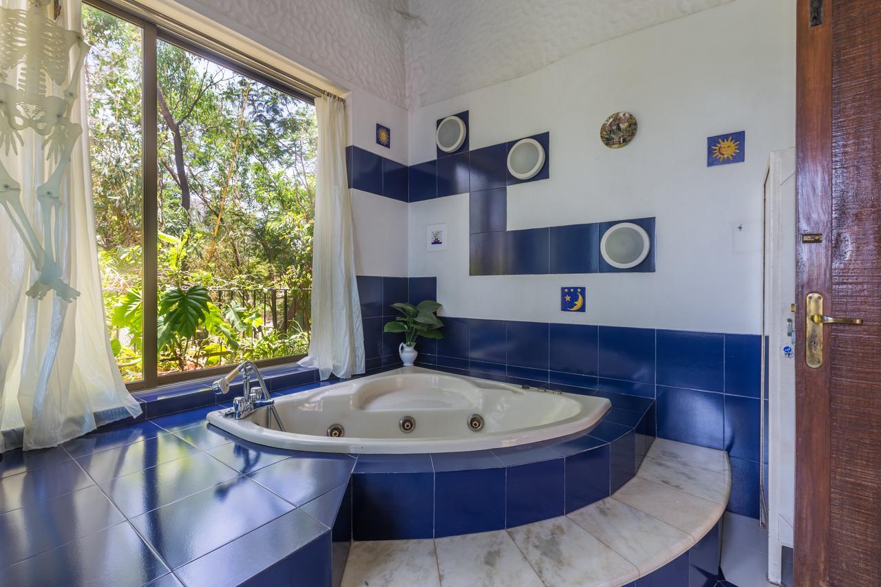 לונבלה Bella Vista By Stayvista - A Haven With Lush Green Surroundings, Zen Garden, Quirky Decor & A Inviting Swimming Pool מראה חיצוני תמונה